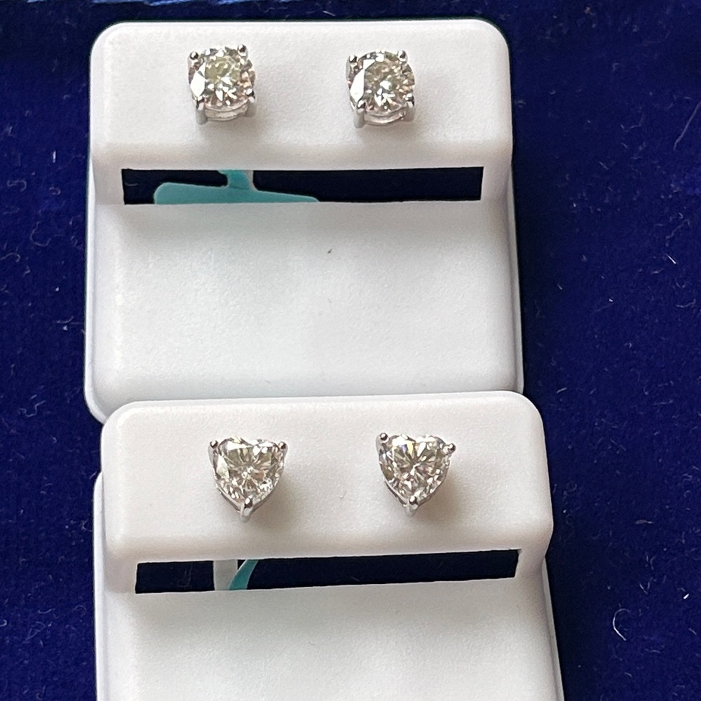 Luxury Moissanite‎ Diamond Sterling Silver Stud Earrings bundle